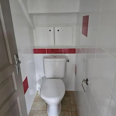 Les De - Piscine&clim - Campagne - 4 Personnes Daire