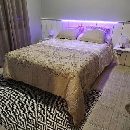 Du Chene Lägenhet *